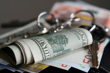 heavy purse and keys in close upの写真素材