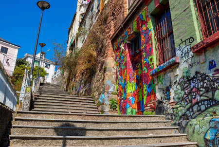 Little streets of Valparaiso, Chile.のeditorial素材