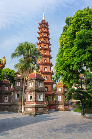 view of Tran Quoc Pagoda in West Lake, Hanoi, Vietnamの写真素材