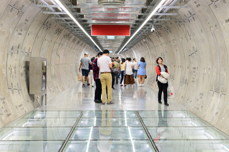 Bangkok, Thailand - September 22, 2019 : A walkway tunnel at Samyan Mitrtownのeditorial素材