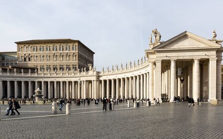 Roma, Italy, 26/11/2019: marble sculptures of the popes of St. Peter's Square in Romeのeditorial素材