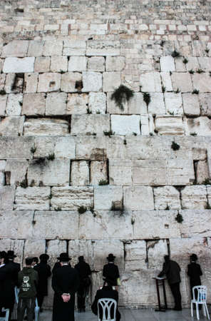 Western Wall, Jerusalem, Israel, 03.04.2015 is also called the wailing wall or wall of weeping. It is one of the holiest sites for jews and located at Jerusalem Temple Mount, which is also claimed by Moslems as one of their most important holy sites. The のeditorial素材