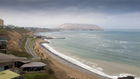 Road along a coast, Miraflores, Lima, Peru 2011-06-18 11:46:15 AMのeditorial素材