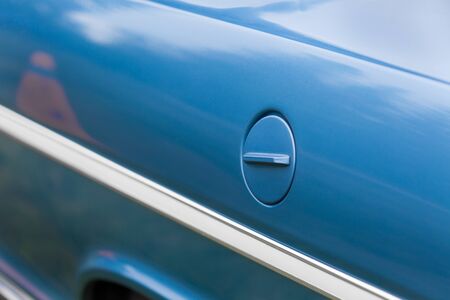 Antique, Backgrounds, Blue, Car, Circle, Close-up, Collector's Car, Colour Image, Day, Detail, Differential Focus, Elegance, Full Frame, Horizontal, Land Vehicle, Luxury, Metal, Mode Of Transport, Motor Vehicle, No People, Nostalgia, Old, Old-fashioned, Oの写真素材