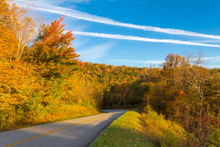 Blue Ridge Parkway in North Carolina with vibrant fall colors.の写真素材