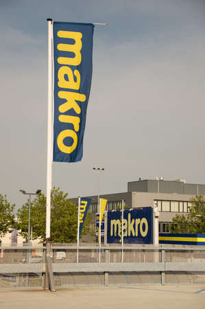 Macro flagのeditorial素材