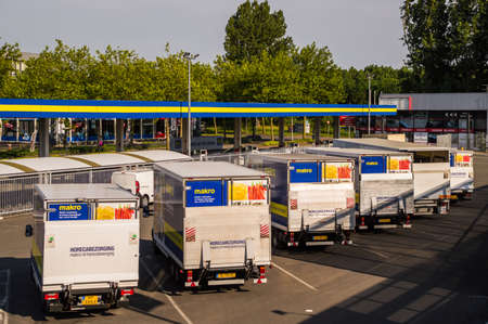 Macro delivery vehicles in rowのeditorial素材