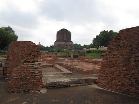 Buddhist Architectural ruins at Saranath , Varanashi India の写真素材