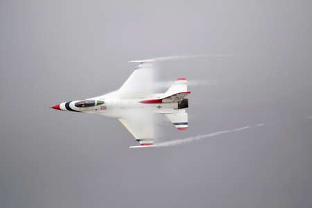Colorado Springs, USA, 9/24/2017.  U.S. Thunderbird performing a subsonic maneuver at air show.のeditorial素材