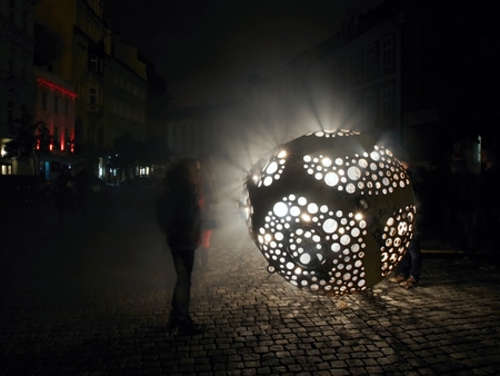 PRAGUE - OCTOBER 18, 2015: Intallation Ocelot by Cestmir Suska & Petr Pufler on Ovocny trh within the Prague Light festival Signalのeditorial素材