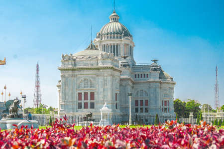 The Ananta Samakhom Throne Hall with field of flowers in Thai Royal Dusit Palace, Bangkok, Thailand.のeditorial素材