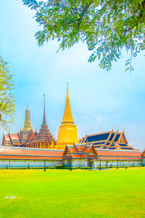 Wat Phra Kaew, Temple of the Emerald Buddha at Royal Grand Palace  with blue sky Background Bangkok, Asia Thailand.のeditorial素材