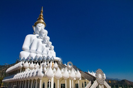White Big Buddha with different sizes in temple thailandの写真素材