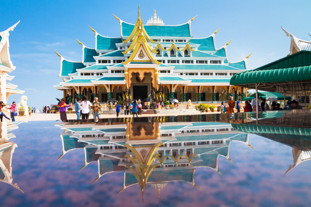 Udon Thani, Thailand - February, 27, 2016 : Wat pa phu kon.Located in Udon Thani.The biggest white marble nirvana buddha in thailand.のeditorial素材