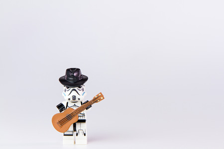 Nonthabure, Thailand - June, 24, 2016: Lego star wars guitarist .The lego Star Wars mini figures from movie series.Lego is an interlocking brick system collected around the world.のeditorial素材
