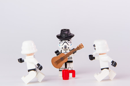 Nonthabure, Thailand - June, 24, 2016: Lego star wars guitarist .The lego Star Wars mini figures from movie series.Lego is an interlocking brick system collected around the world.のeditorial素材