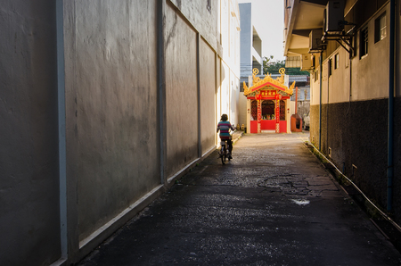 Nongkhai, Thailand - February, 05, 2017 : Small chinese shrine style in morning sunrise at Nongkhai, Thailandのeditorial素材
