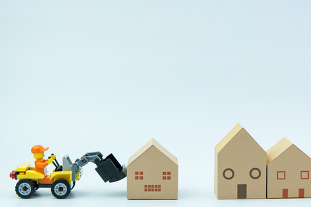 Nonthaburi, Thailand - March, 07, 2017 : Lego construction worker and paper house on isolated on white backgroundのeditorial素材