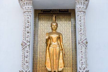 Ayutthaya, Thailand - March, 11, 2017 : Standing golden buddha statue in front of the church at Wat cheing len temple Thailandのeditorial素材