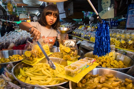 Bangkok, Thailand - April, 07, 2017 : Fruit picklet, Mango picklet shop in Thewet food market at Bangkok, Thailand.のeditorial素材