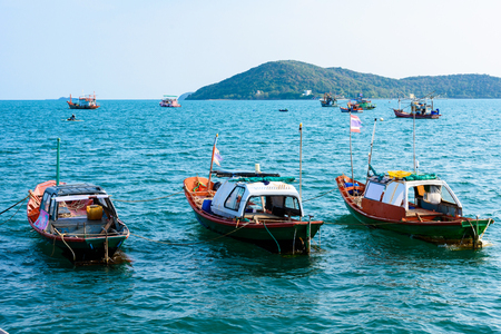 Chon Buri, Thailand - April, 27, 2017 : Fishing boat floating in the sea at Sattahip, Chon Buri, Thailand.のeditorial素材