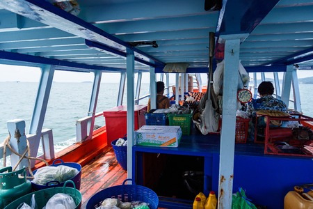Rayong, Thailand - April, 28, 2017 : Unidentified name Tourists are traveling with boat to go to the Same island, Rayong, Thailandのeditorial素材