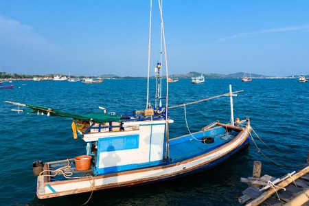 Chon Buri, Thailand - April, 27, 2017 : Fishing boat floating in the sea at Sattahip, Chon Buri, Thailand.のeditorial素材