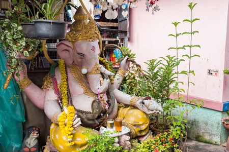 Nonthaburi, Thailand - June, 11, 2017 : Ganesh statue in Koh Kret, Nonthaburi, Thailandのeditorial素材