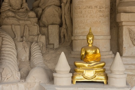 Nakhon Nayok, Thailand - July, 16, 2017 :  The Golden Buddha statue in Phuttha Utthayan Makha Bucha Anusorn at Nakhon Nayok, Thailand.のeditorial素材