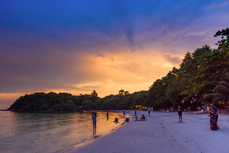 Rayong, Thailand - October, 08, 2017 : View of Vongdeuan beach at the Koh Samet island, Rayong, Thailandのeditorial素材