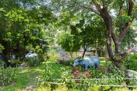 Samut Prakan, Thailand - May, 14, 2018 : Garden of Chinese god Shrine at Shrine Xian Dai Lo Tian Gong, a new tourist attraction Chinese temple landmark in Samut Prakan, Thailandのeditorial素材