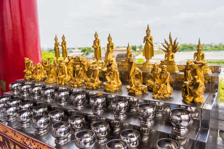 Golden Buddha Chinese style pattern at Wat Leng Nei Yee 2 Temple.Bangkok, Thailandのeditorial素材