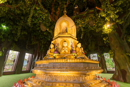Lop Buri, Thailand - February, 17, 2021 : Huay Kaew Temple Pagoda Lop Buri Province, Thailandのeditorial素材