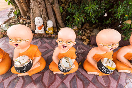 Lop Buri, Thailand - February, 17, 2021 :Novices Statue of Huay Kaew temple Landmark pagoda in Lopburi, Thailandのeditorial素材