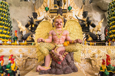 Nakhon Nayok, Thailand - March, 28, 2021 : Statue of King Naresuan at Maniwong Temple at Nakhon Nayok, Thailand.のeditorial素材