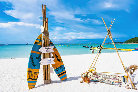 Chon Buri, Thailand - October, 02, 2021 : Pictures of Tawaen Beach in the day time on Koh Lan island after the outbreak of the Covid 19 virus.のeditorial素材