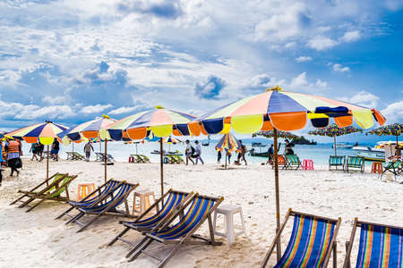 Phuket, Thailand - May, 08, 2022 : Khai Nok island is one of the most famous island in Thailand .Crystal clear water and white sand beach.のeditorial素材