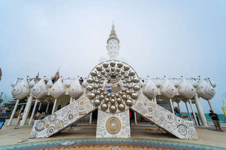 Phetchabun, Thailand - May, 06, 2021 :  White Big Buddha images with different sizes at Wat Pha Sorn Kaew, Petchabun, Thailand.のeditorial素材