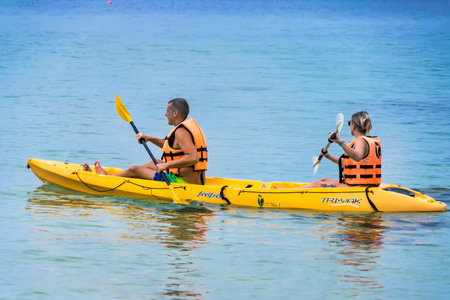 Rayong, Thailand - October, 15, 2022 : Unidentified name tourist kayaking on the sea at the Koh Samet island, Rayong, Thailandのeditorial素材