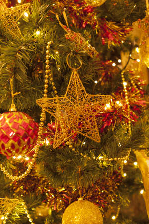 photo of star on a  chistmas tree
