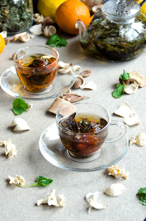 cup green oolong tea glass with fruit and glass kettleの写真素材