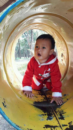 Playground and little santaの素材