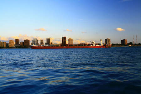 detroit river