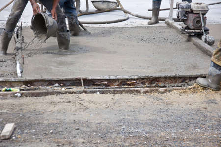 worker for floor construction