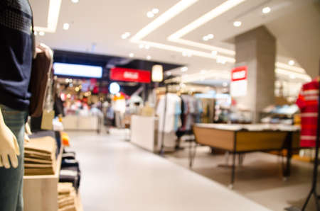 blured of shopping mall background