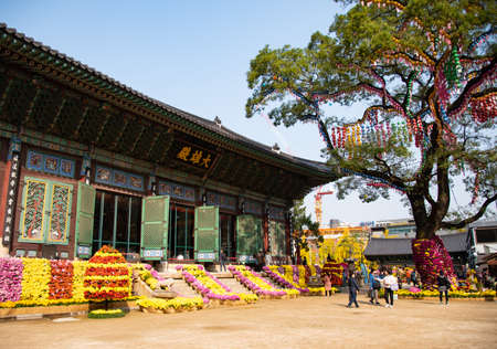 Seoul Korea 2018-23-october unidentified tourist travel in Jogyesa  temple famous place for travel  in Korea in 2018-23-october, Seoul Koreaのeditorial素材