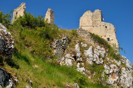 The ruins of Rocca Calascioの写真素材
