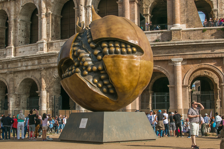 Pomegranate sculpture of Giuseppe Carta in front of the Colosseum in Rome, Lazioのeditorial素材