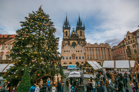 PRAGUE, CZECH REPUBLIC - DECEMBER 30, 2018: Christmas Market in Stare Mesto old square, Tyn Church, Bohemia, Pragueのeditorial素材