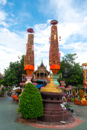 LAMPHUN, THAILAND- 12 SEPTEMBER 2024 : Salak Yom Festival the only one annual in the world at Wat Prathat Hariphunchai in Lamphun, Thailand.のeditorial素材